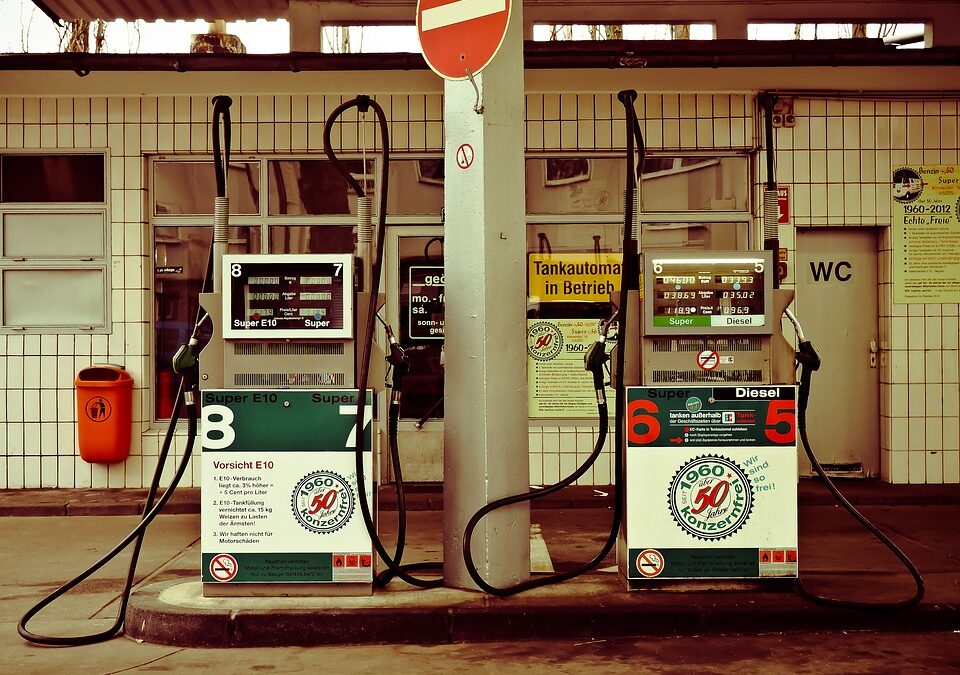 petrol-stations-1275484_960_720